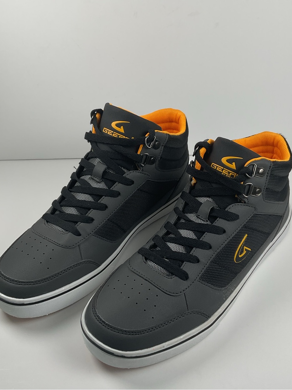 GEERS Men’s High Top Sneakers Size 11 Gray Black Orange Lace Up Casual Shoes